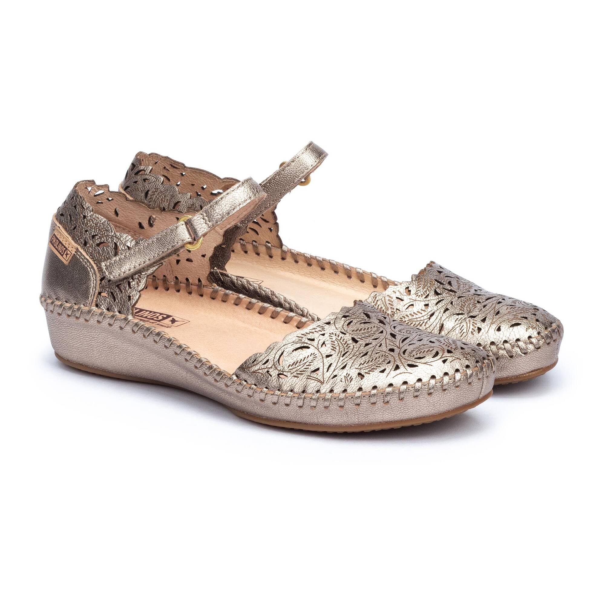 Chaussures féminines semi-ouvertes P. VALLARTA à fermeture velcro