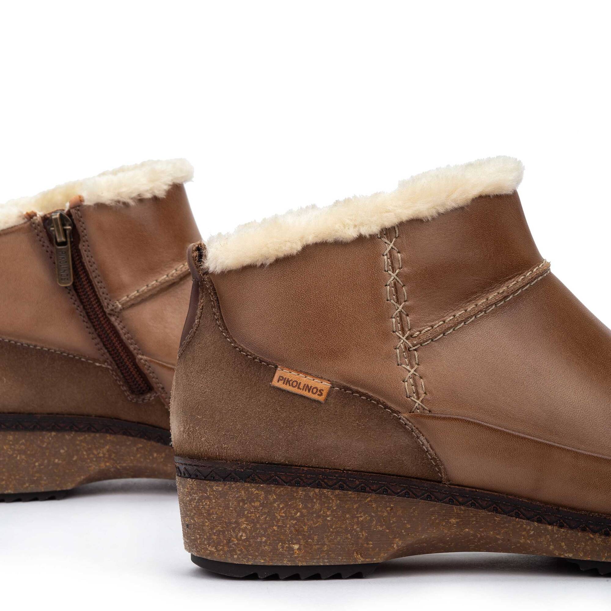 Bottes plates pour femme Granada avec fermeture éclair.