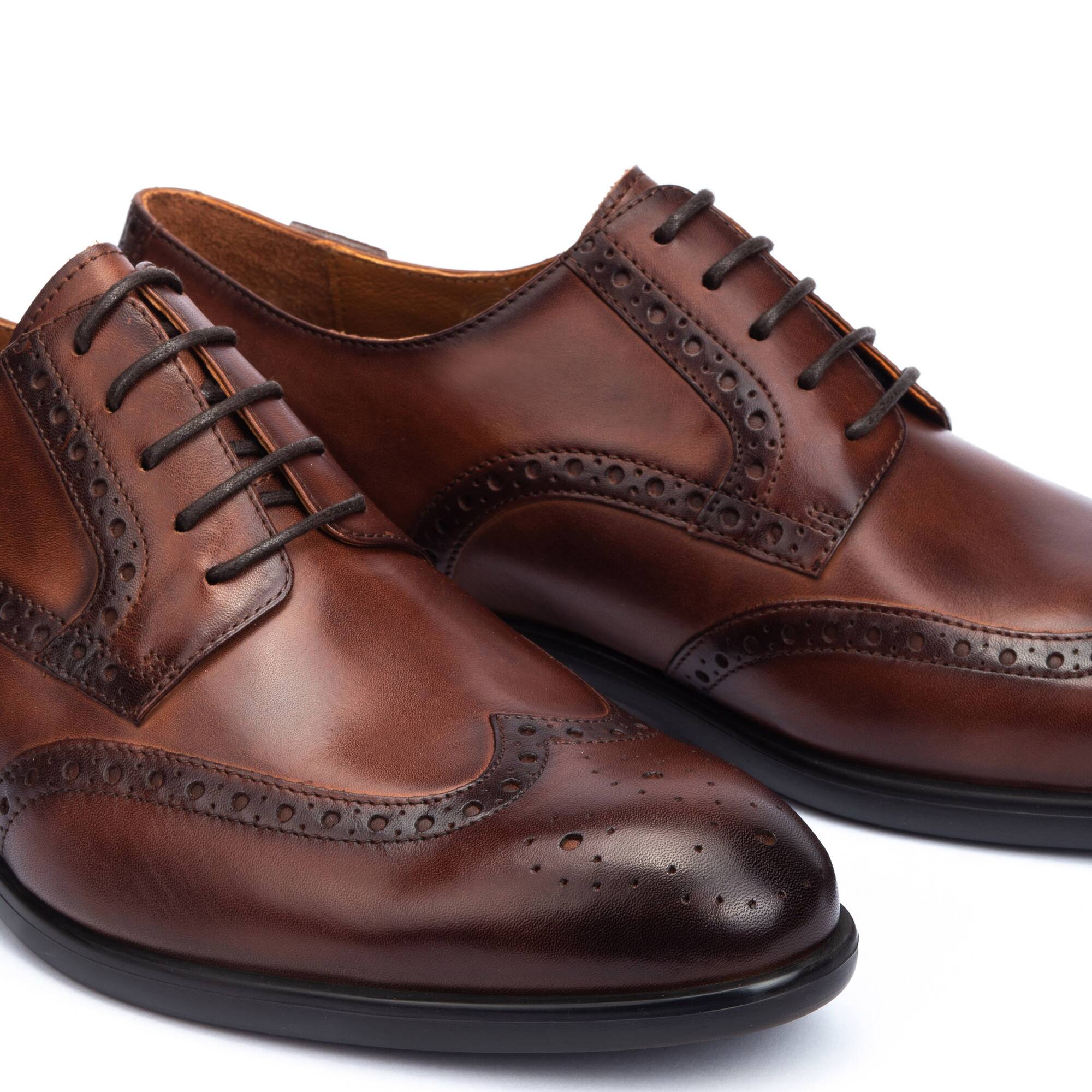 BROUILLON Chaussure à lacets élégante