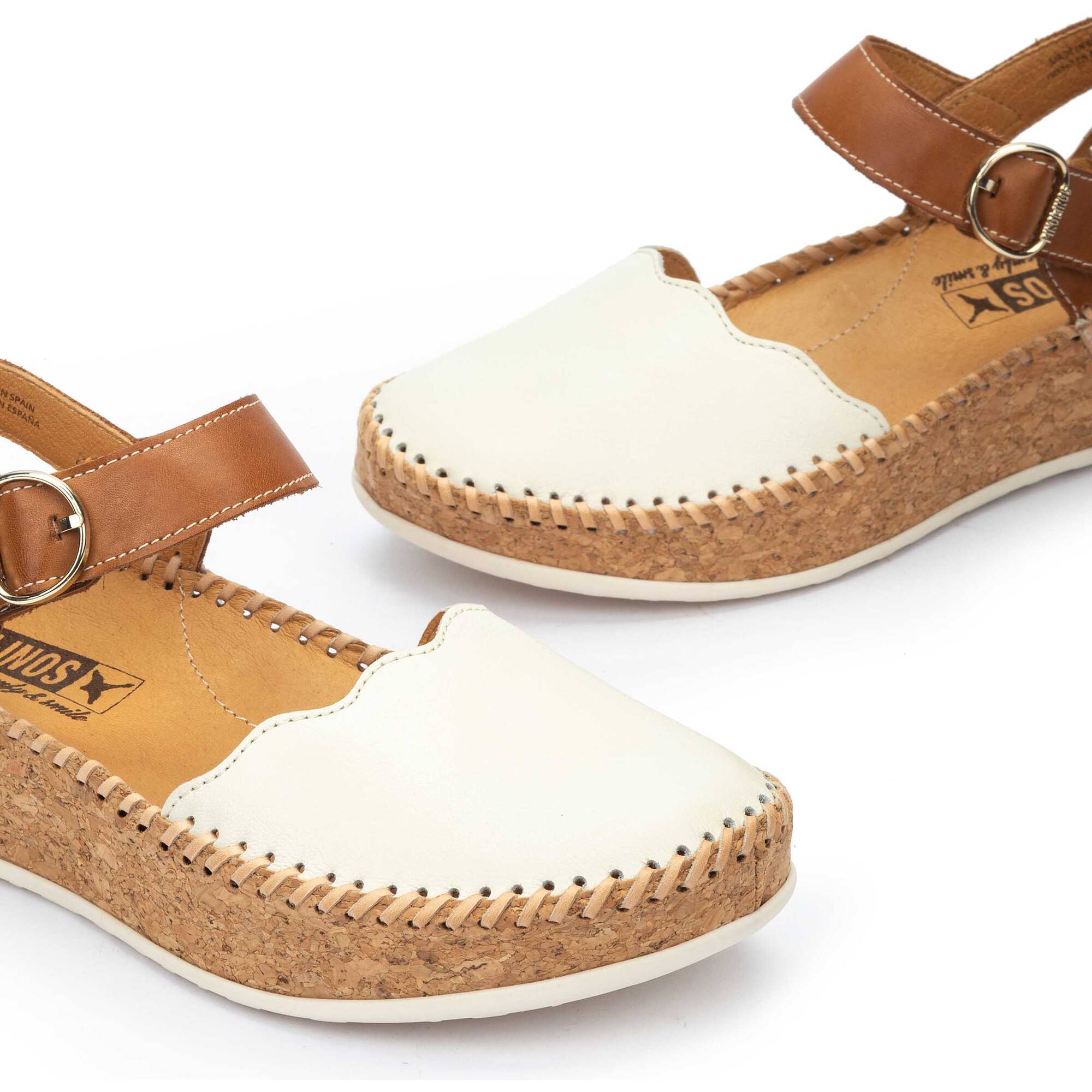 Chaussures féminines semi-ouvertes MARINA avec fermeture à boucle et scratch